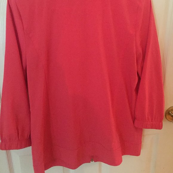 Lightweight Zipper Jacket - Picture 2 of 3